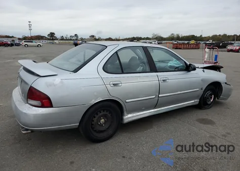 2002 Nissan Sentra Se-R Spec V z USA, uszkodzony, nr VIN 3N1AB51D72L707358